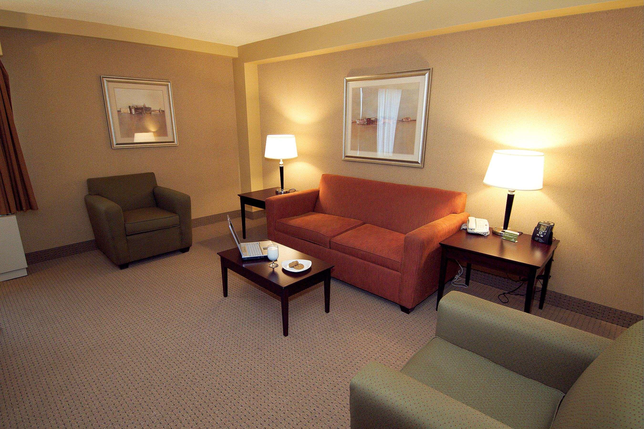 Hotel Doubletree By Hilton Pittsburgh Airport Moon Township Exterior foto