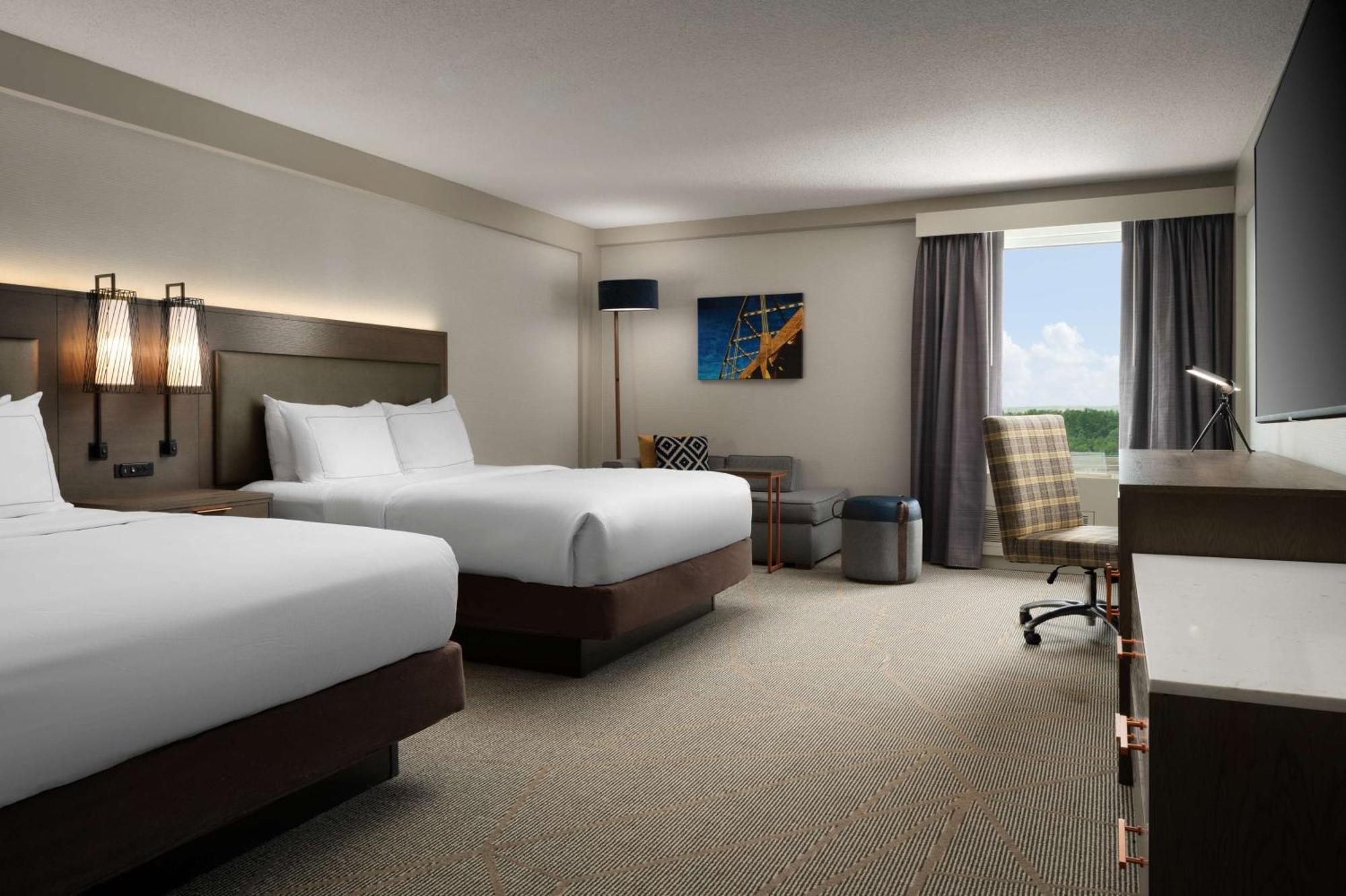 Hotel Doubletree By Hilton Pittsburgh Airport Moon Township Exterior foto